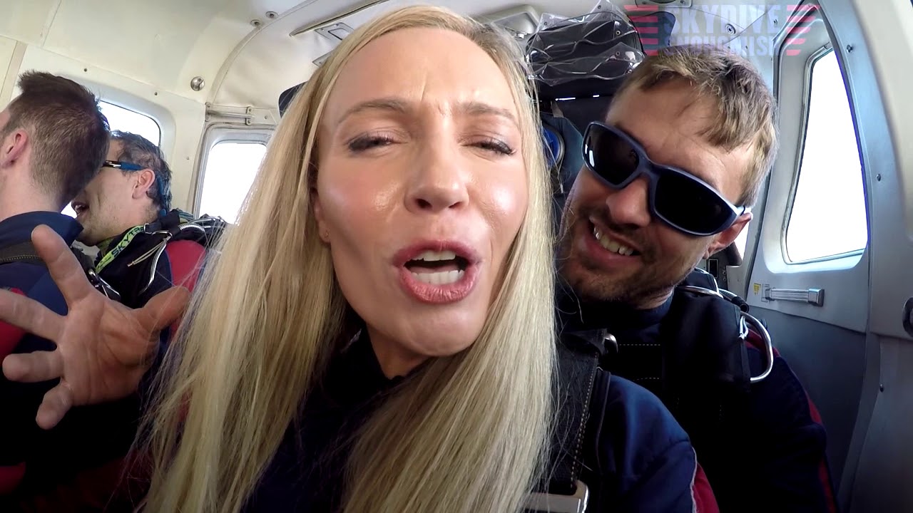 Sarah Emerson's Tandem skydive!