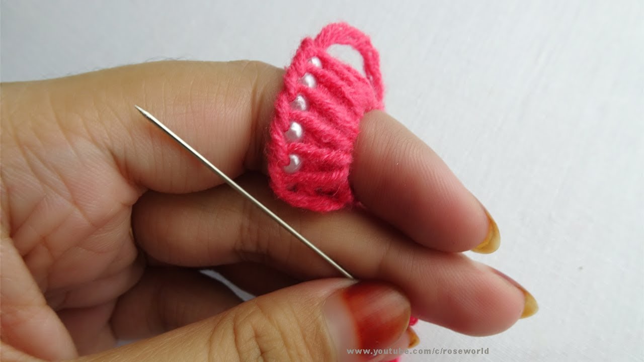 hand embroidery amazing trick with finger| #super easy wool embroidery idea| easy sewing hacks