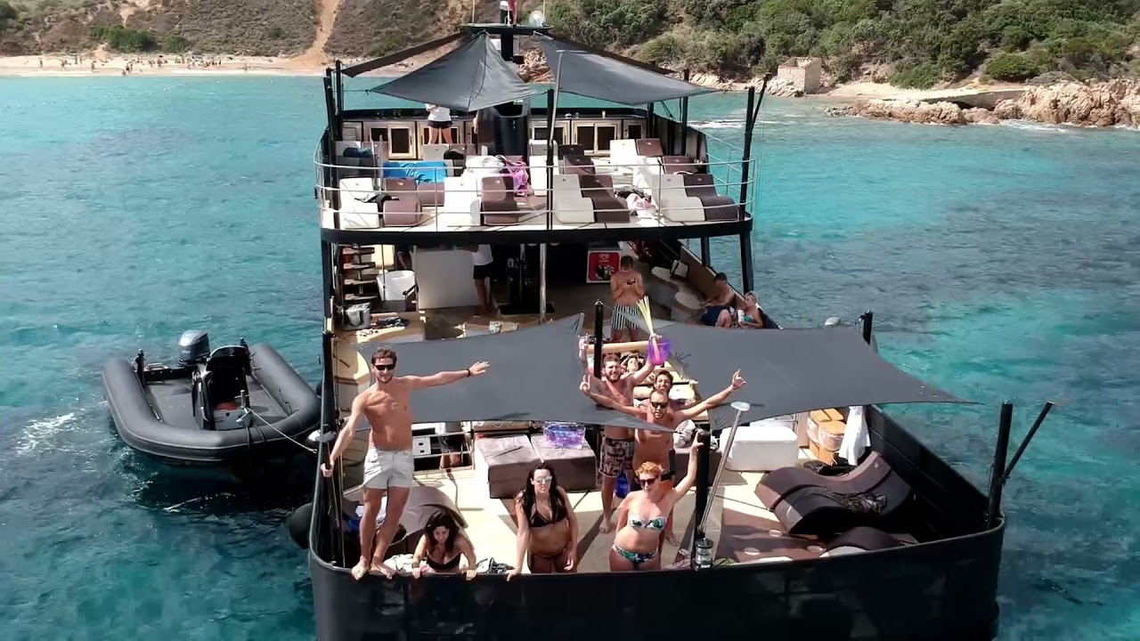 Sardegna 2021 - VIRGINIA MOTOR YACHT LA MIGLIOR ESCURSIONE PER VISITARE L'ARCIPELAGO DI LA MADDALENA