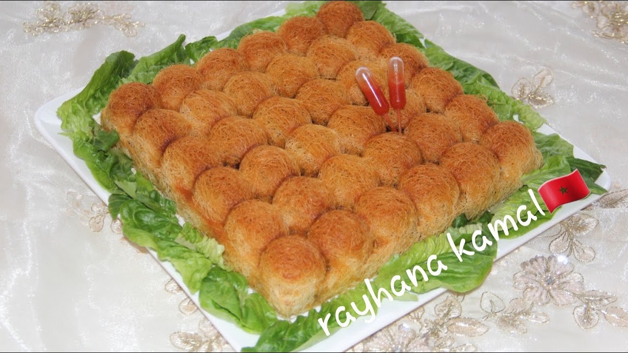 مستحيل تجربيها ومتعوديهاش👌حضريها في آخر لحظة بحشوة الدجاج اقتصادية ولذيذة جدا روووعة 😋 / كنافة مالحة