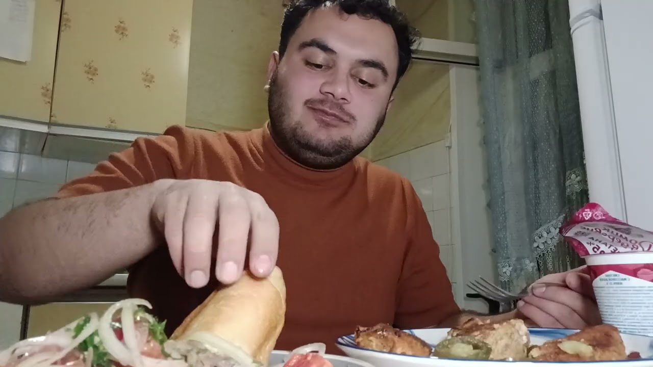 Mukbang|Мукбанг стейк из куриной грудки|Луковый салат 