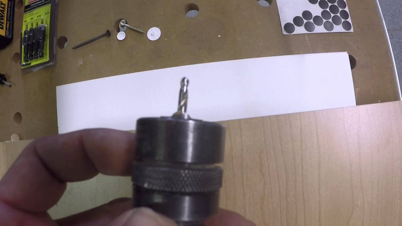 Como ocultar las cabezas de tornillos en muebles
