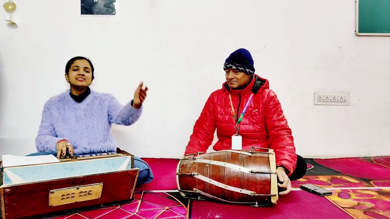 Padharo Mhare Desh / folk welcome song /
