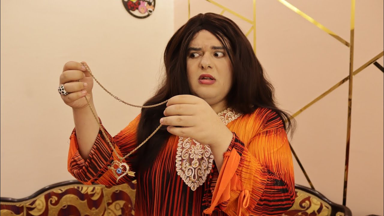 لما مراتك تتفرج علي مسلسل سفاح الجيزه 😱