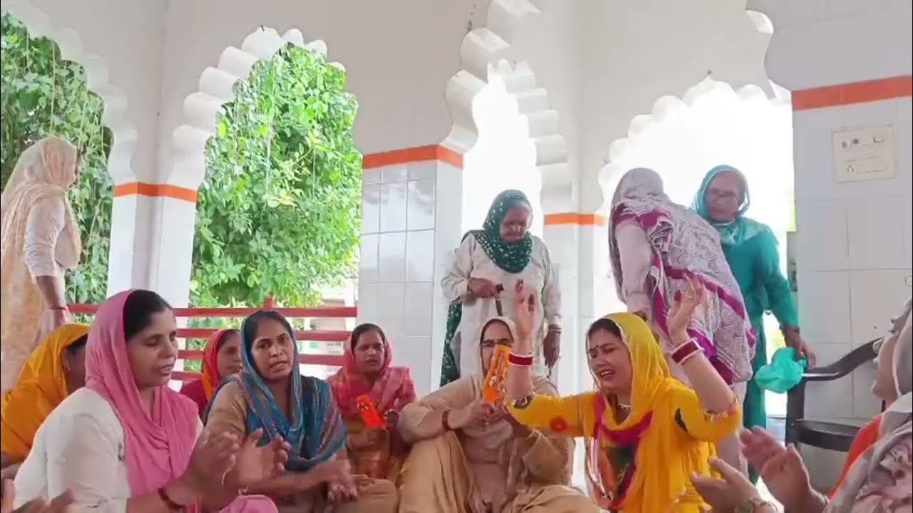 अम्बर में पालना गाल दिया ऐ मेरा रोव मदन गोपाल! कीर्तन भजन 🪔 कृष्णभजन🙏🙏