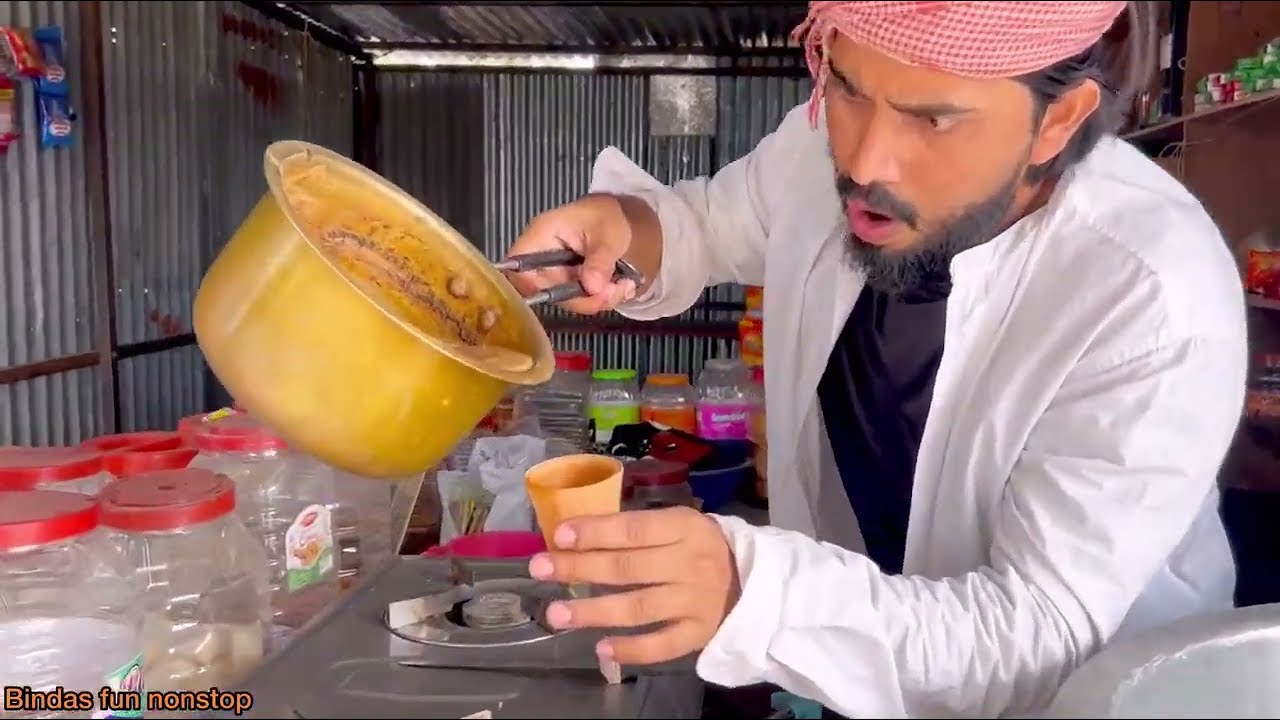 Agar chai mein cheeni zyada ho jaye toh? #funny #chai #comedy 