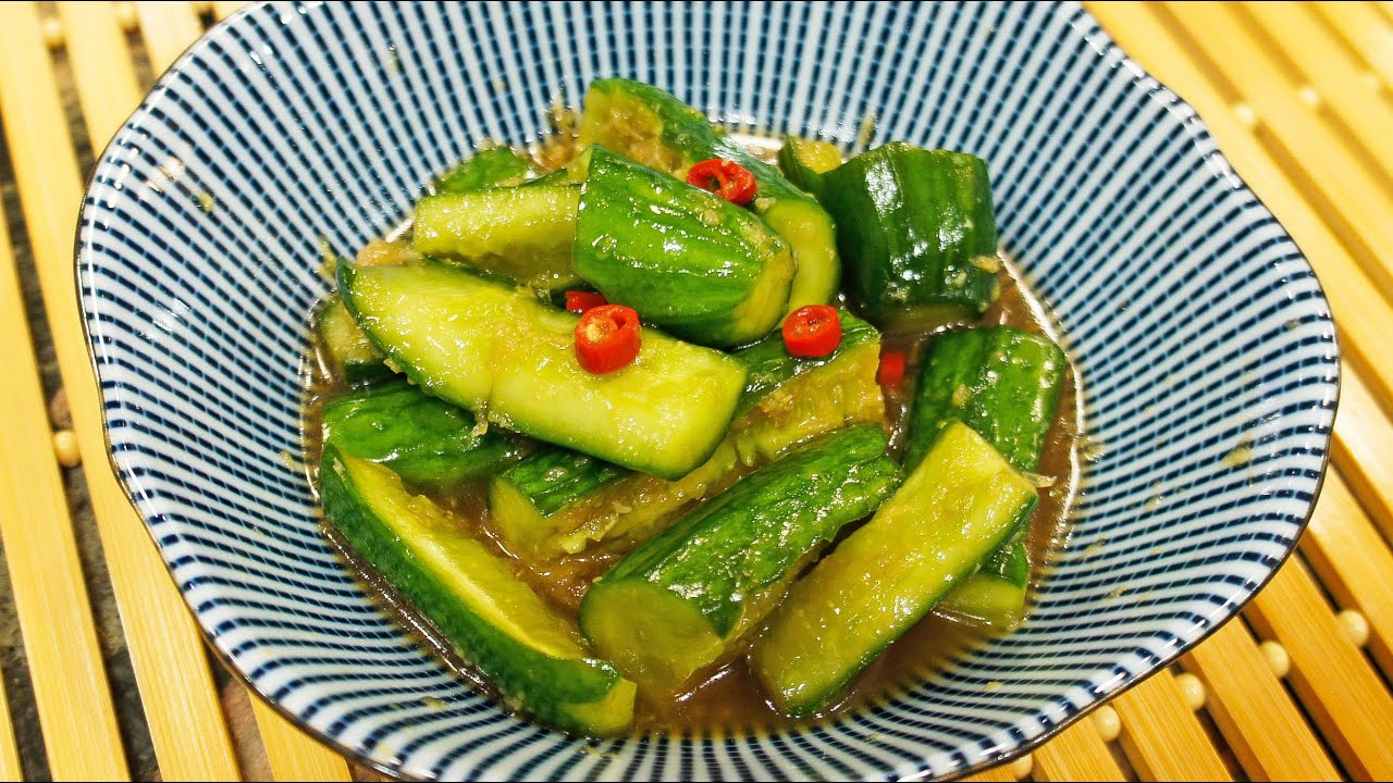 Taiwanese Pickled Cucumber - Asian Cucumber Salad/Side Dish (醃小黃瓜)