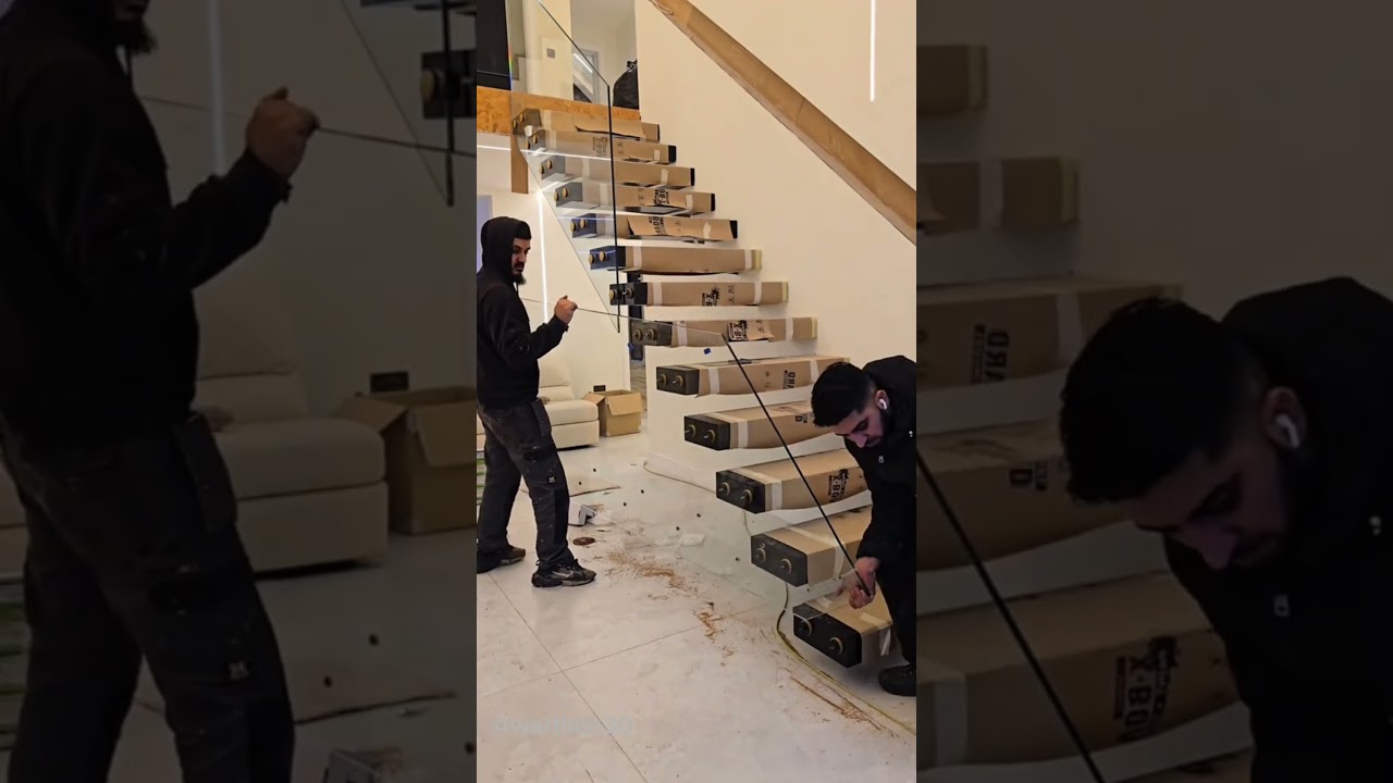 Installation d&rsquo;un escalier sur un chantier #chantier #escalier