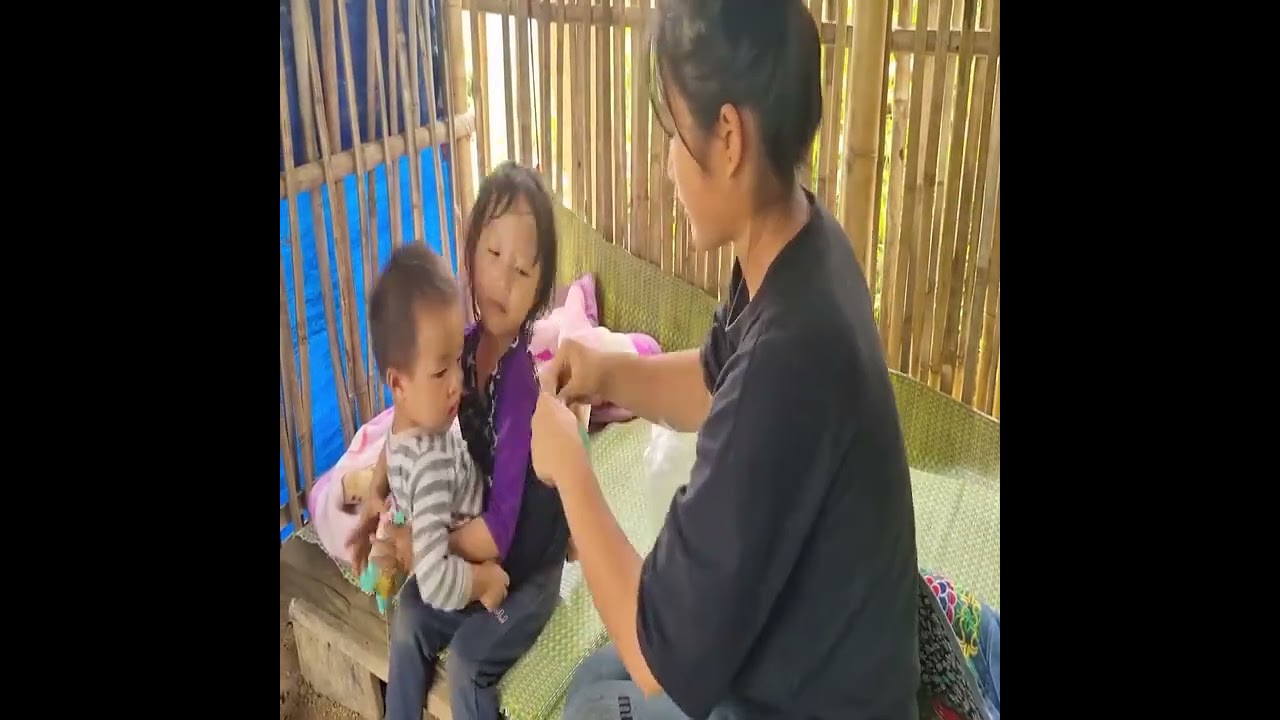 le Brother Disappears While Orphan Girl Works at the Market