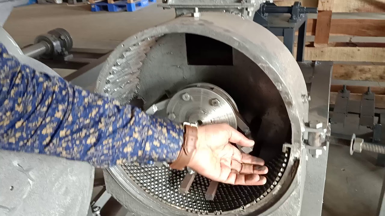 पोल्ट्री फीड मशीन का नया अपडेट मॉडल  7000834751