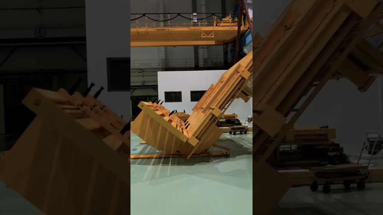 Overhead crane type transformer core assembly and tilting table up to 450 tons