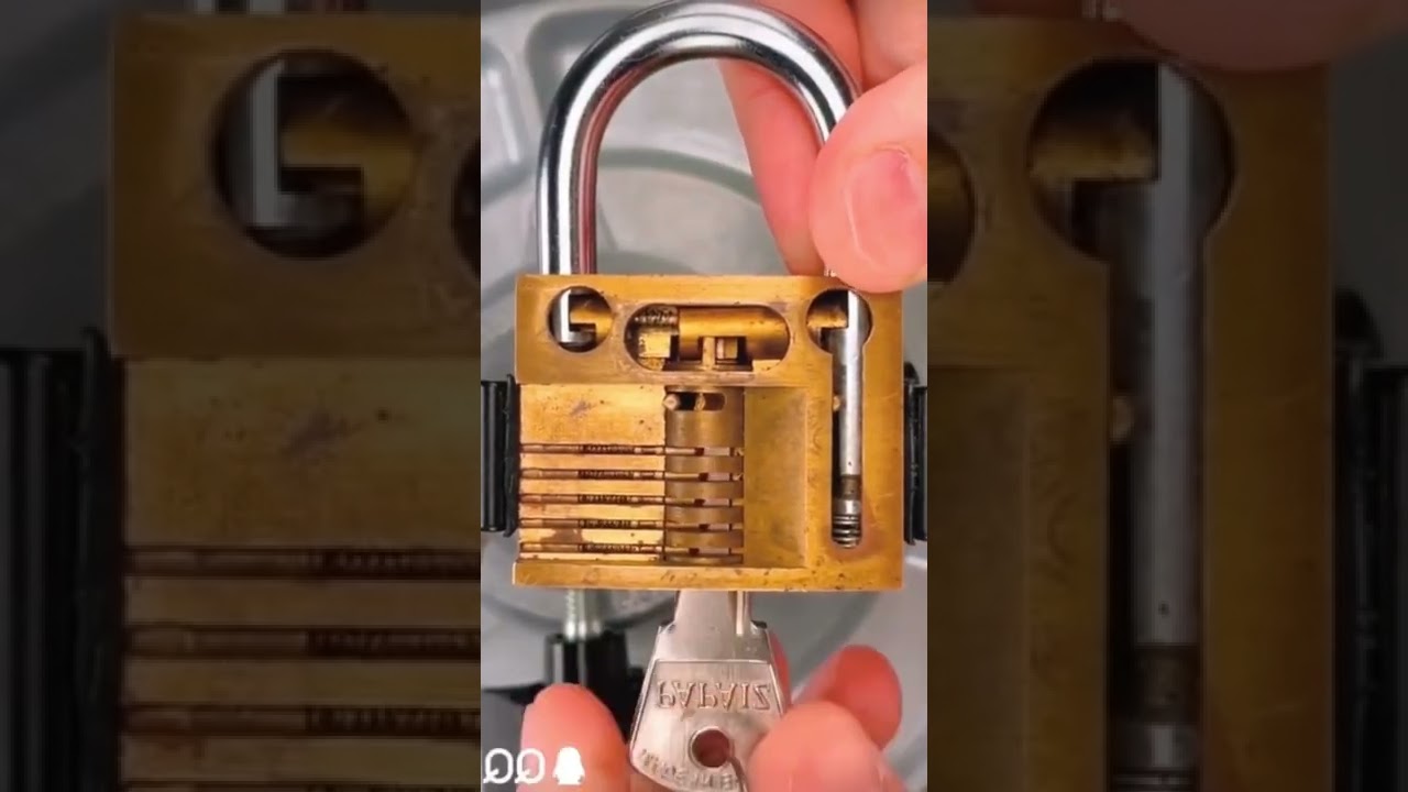 Mira c&oacute;mo lo funciona la cerradura de un candado 🔐 #shorts #mecanica