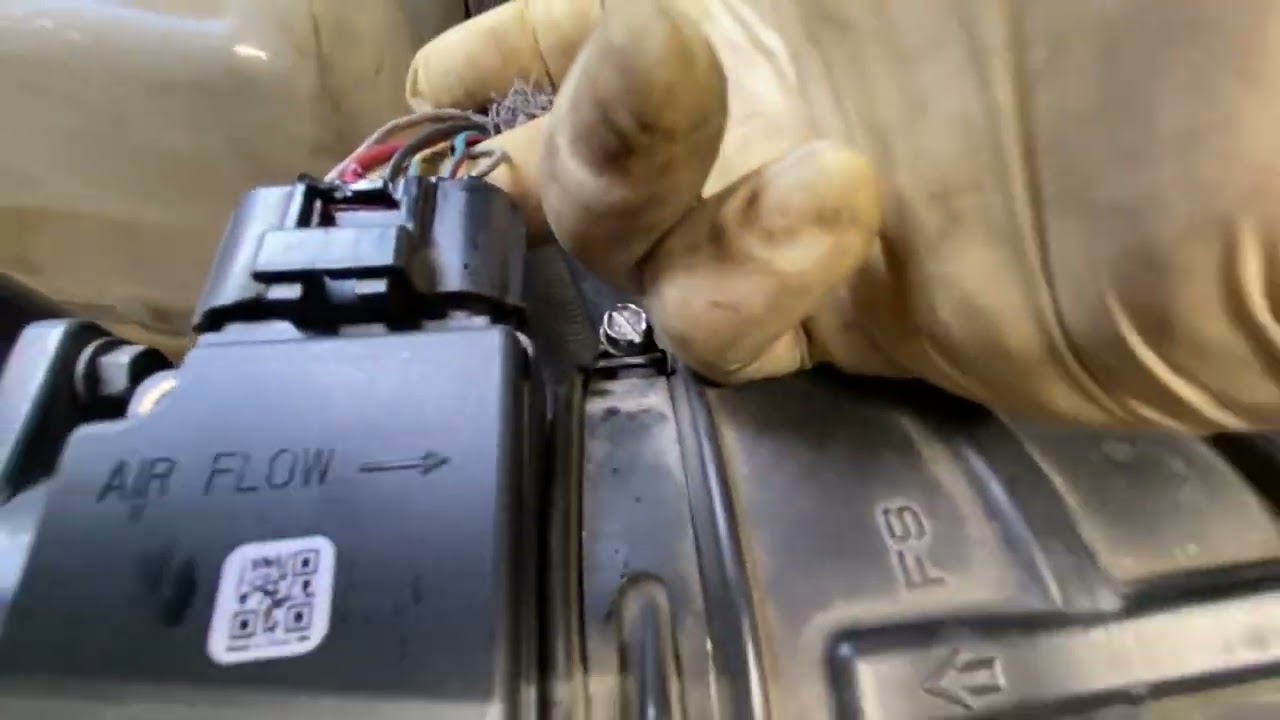 2001 sport trac 4.0L. P0122/P0102.No aceleraba. Síntomas iguales a bomba de gasolina dañada.