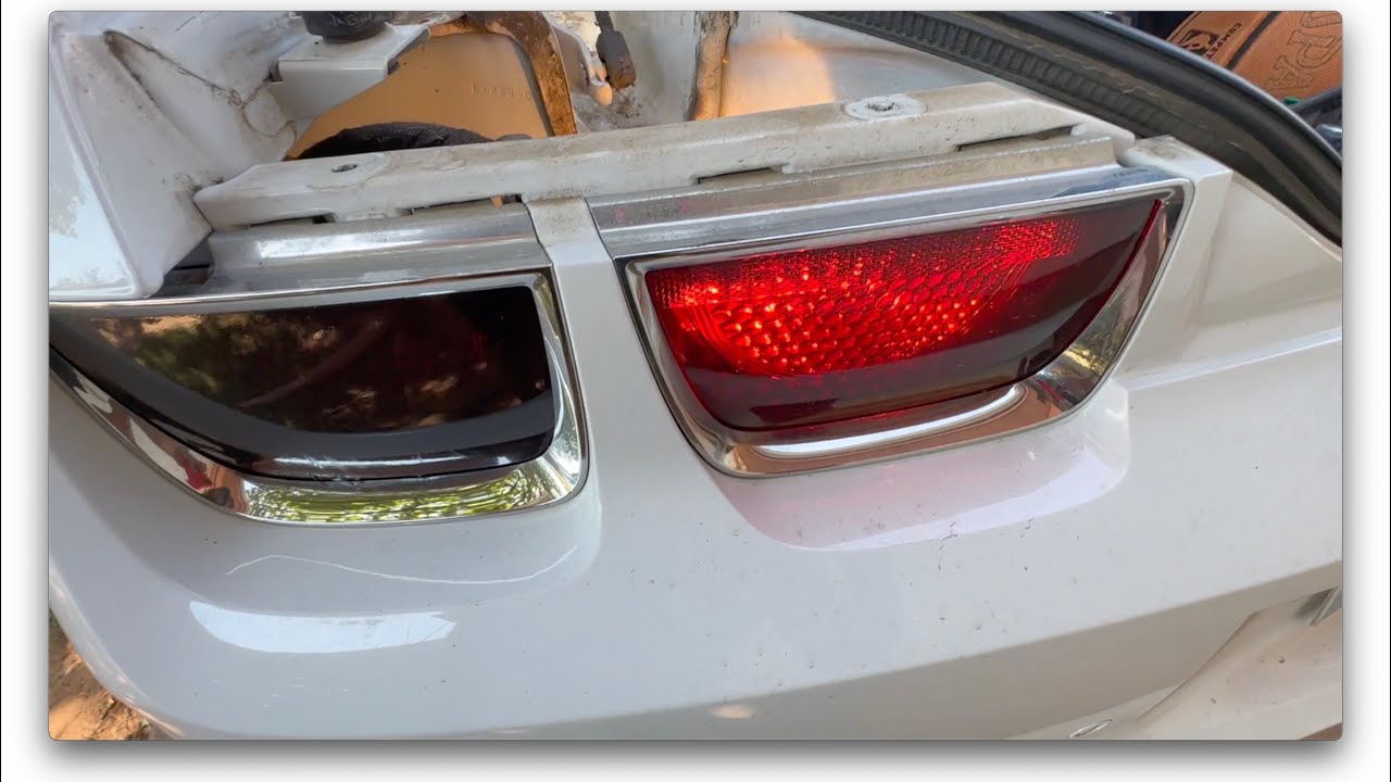 How To Change 5TH GEN Camaro Turn signal / Taillight Bulb