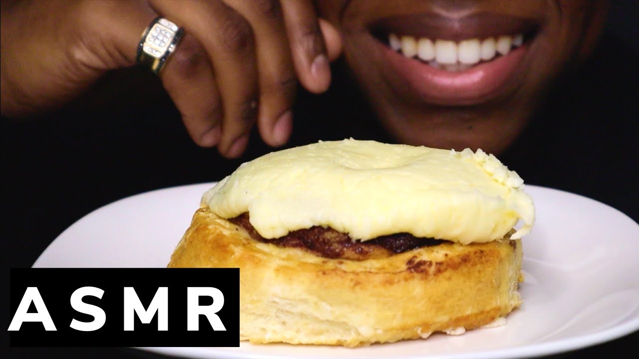 YOU'LL NEVER BELIEVE THIS CINNAMON ROLL ASMR EATING  #SHORTS VONS ASMR