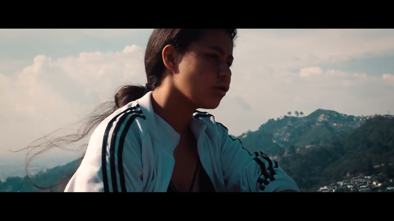 Ezlamig - Algo Natural Ft Alvin (Video Oficial) @gianrecordsbeats