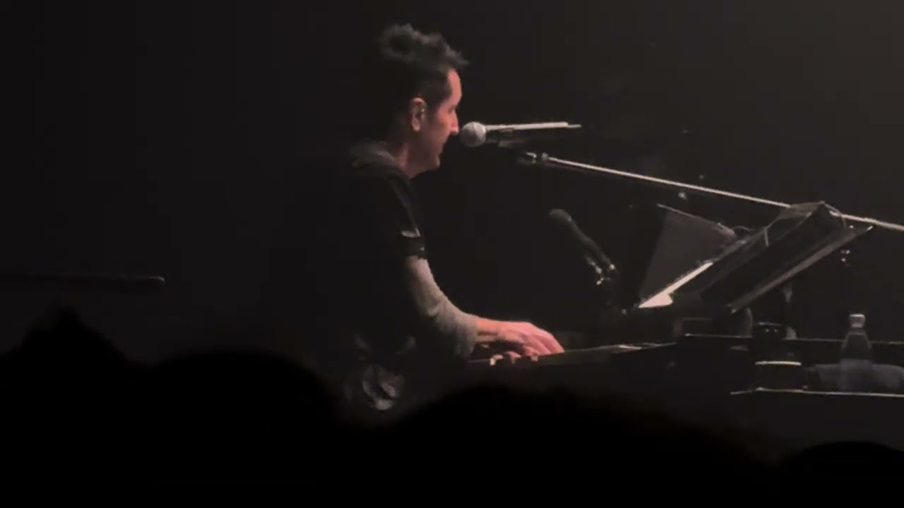 Nine Inch Nails - Right Where It Belongs  / Somewhat Damaged outro LIVE in San Diego (3.9.26)
