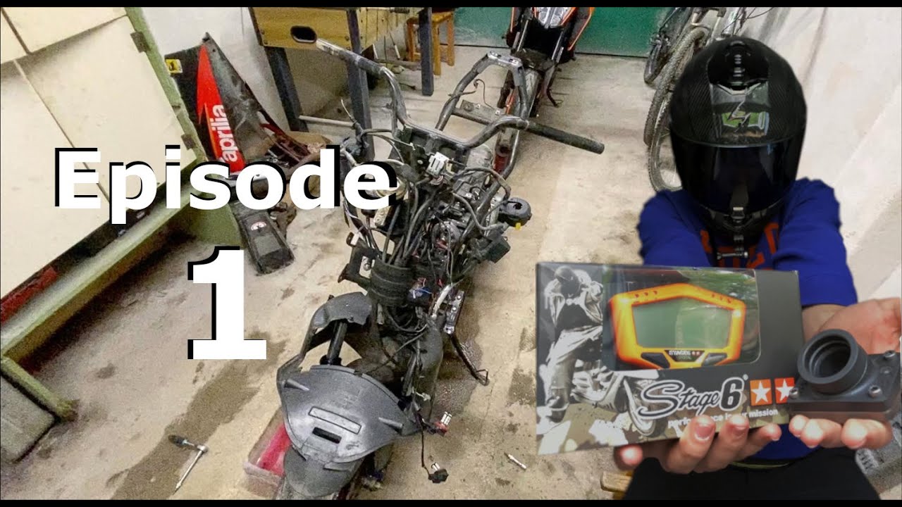 Aprilia Sr50 Rebuild Episode 1 - Mix Your Oil People!