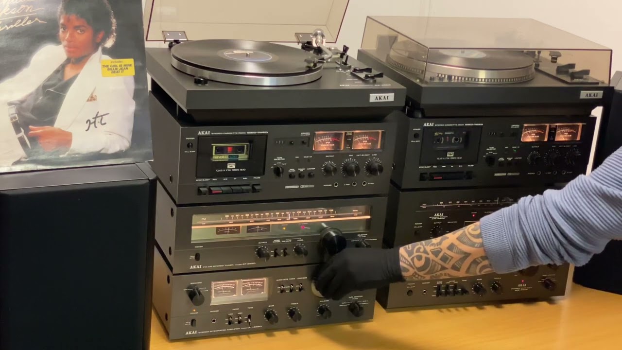 AKAI AM-2650 Vintage Amplifier & AKAI AT-2650 & AKAI GXC-709D & AKAI AP-103C ( Black )