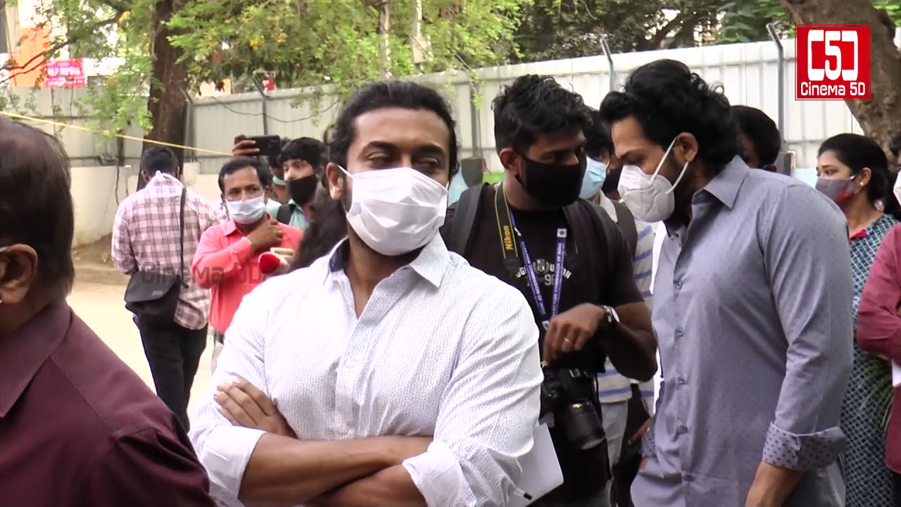 Suriya  family Casted  Vote  at Tn election polling 2021