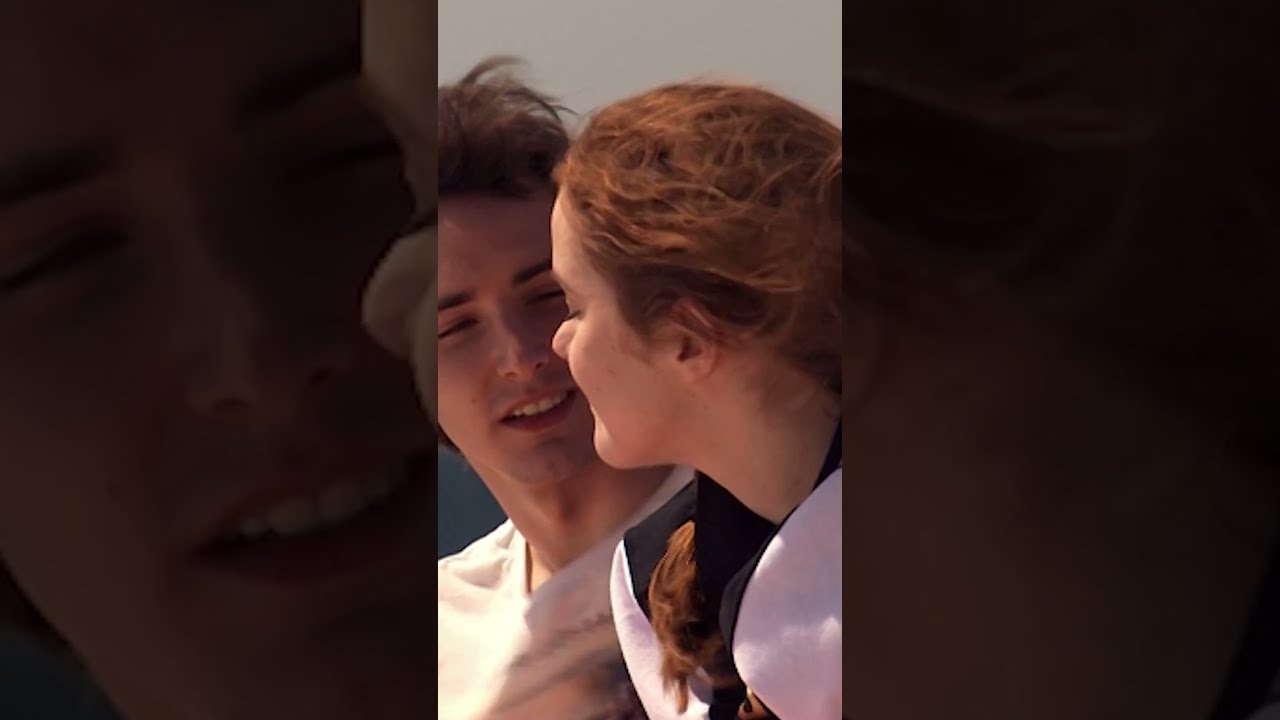 Jonas & Léa s'embrassent ! 🥰 #plusbellelavie