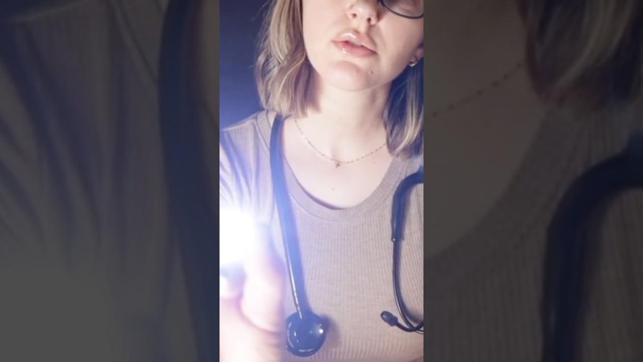 ASMR-видео: 1-минутный осмотр глаз для расслабления 🩵 