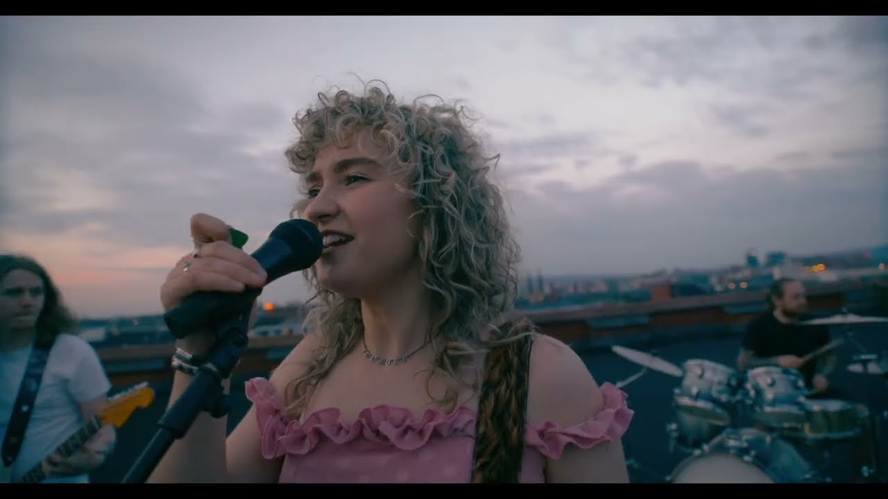 GUSH - Worthless (Official Video)