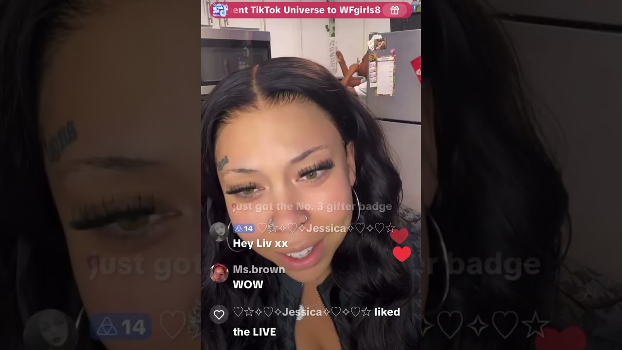 СЕСТРА ДЖОУ ЗАХОДИТ В TIKTOK! Лив ПУГАЕТСЯ!🤯