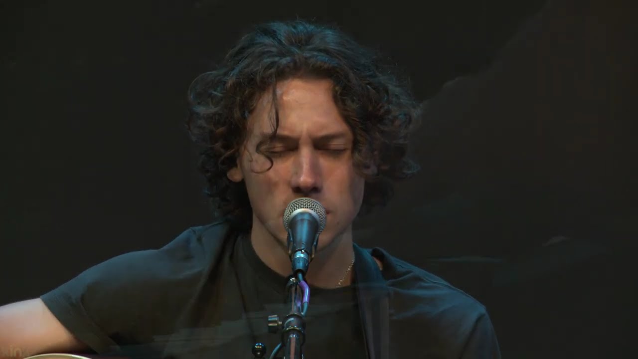 Jake Minch - Fingers and Clothes | 101.9 KINK | PNC Live Studio Session