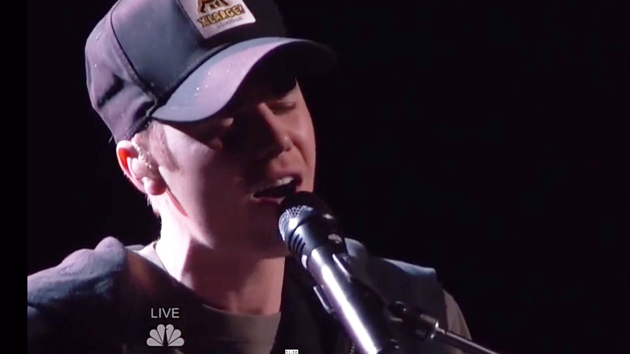 Justin Bieber Performs 