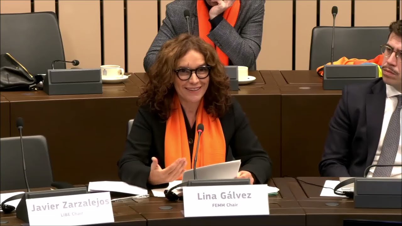 Lina Gálvez reflexiona sobre la violencia de género facilitada por la tecnología con motivo del 25N