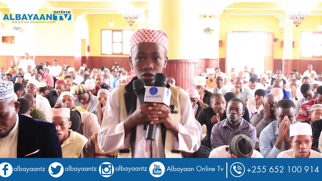 SHUHUDIA DUA YENYE KUSISIMUA KUTOKA KWA MTOTO MWENYE KIPAJI SHEIKH RAMADHANI,MASAJID GADAFI DODOMA.