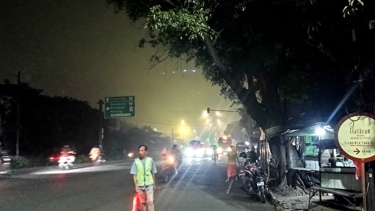 LIVE Ojek Pangkalan Purwodadi Tengah Malam | Real Night Street Life in Indonesia