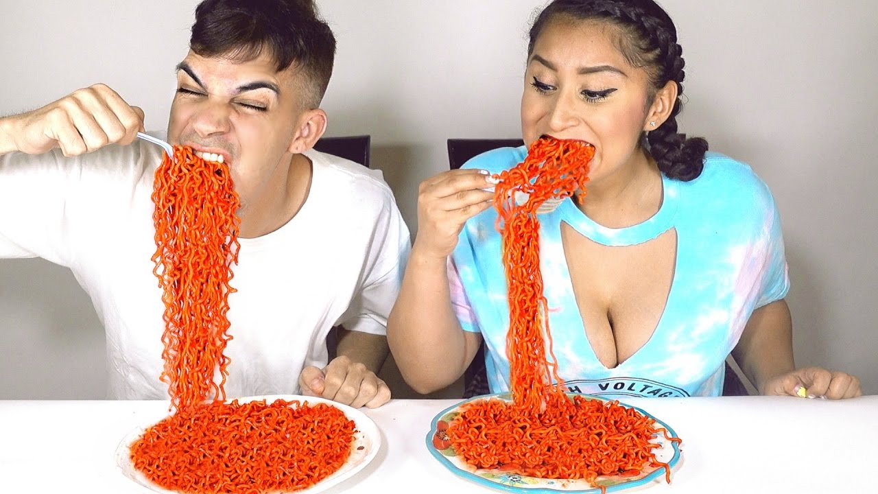 SPICY HOT KOREAN FIRE NOODLE CHALLENGE!! (BEST MUKBANG EATING CHALLENGE)