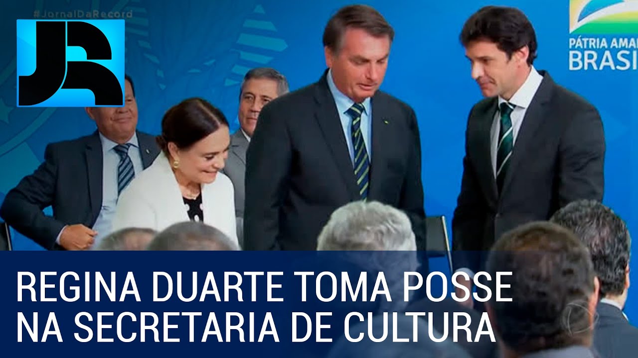 Bolsonaro dá posse à Regina Duarte na Secretaria de Cultura