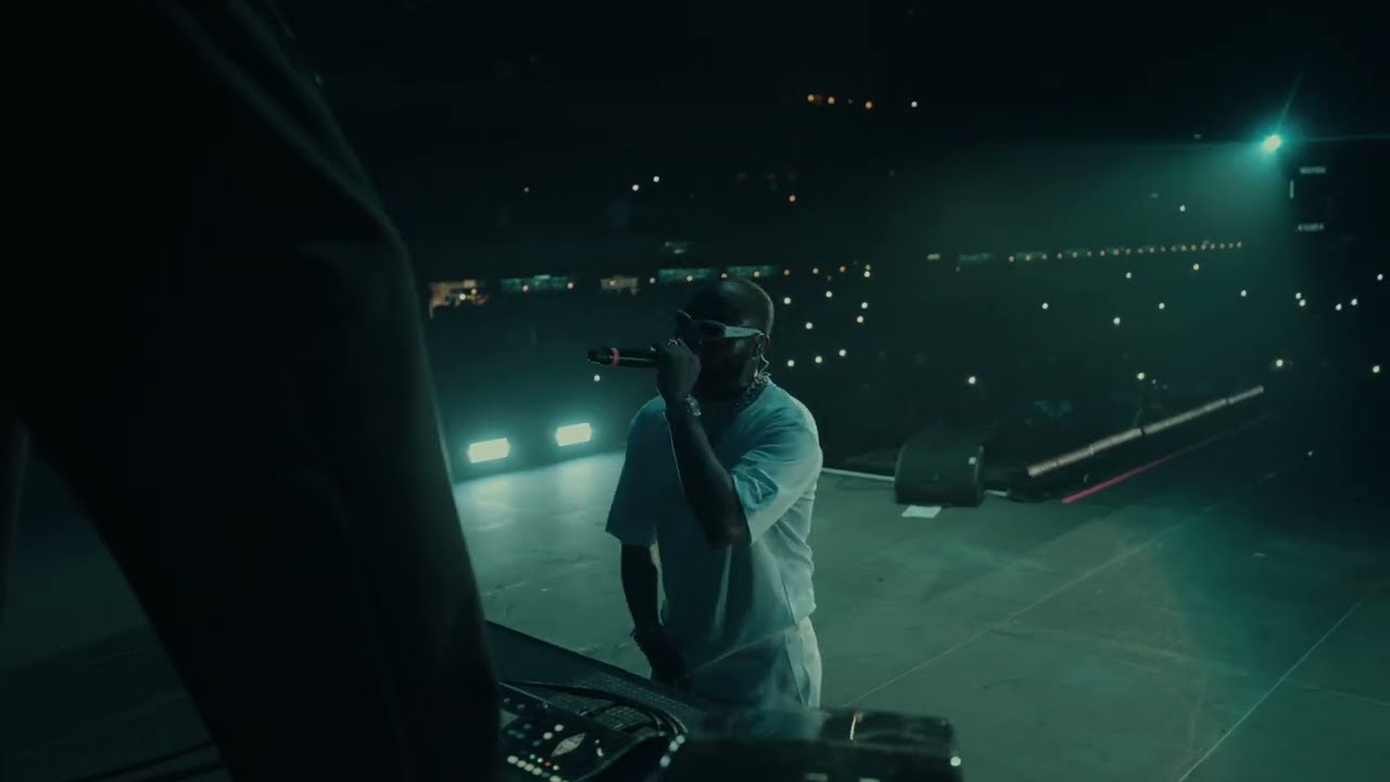Davido - Aye (5ive Alive Tour, Minneapolis) (Kingsmen Cam)