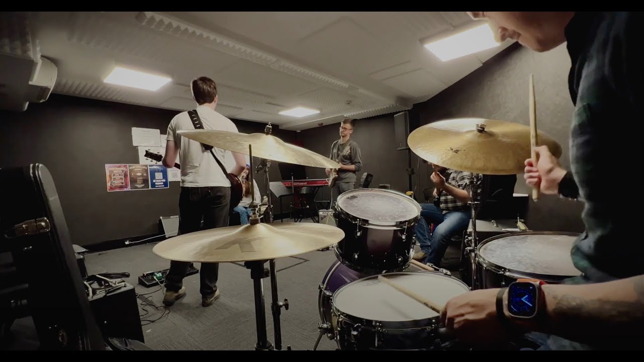 Chloe Kay and The Crusade - BROKEN WOMAN (Rehearsal)