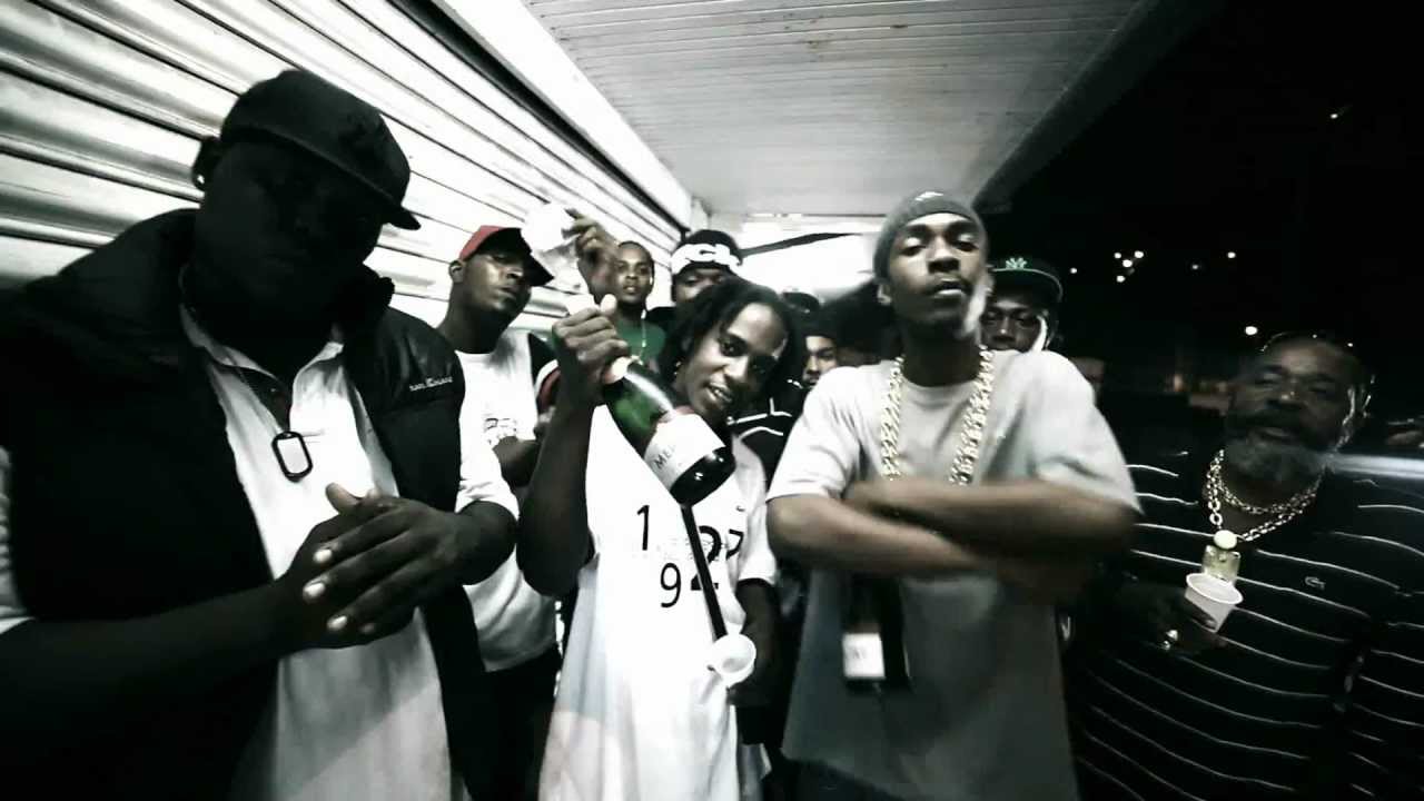 Blade-Check My Swagg Feat Miss Andyy (Street Version)