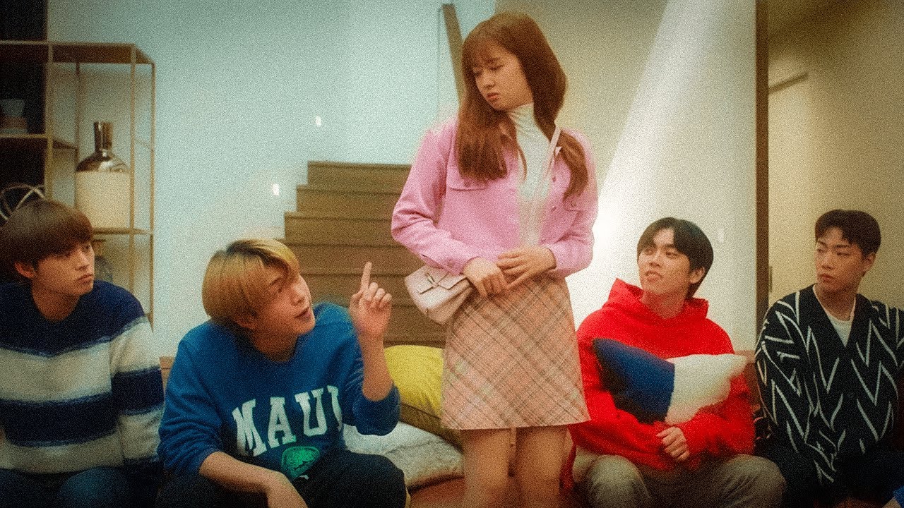 Garota Bonita é 0BRIGADA a Viver com 5 CARAS que Transformaram sua Casa em LIXÃO... - Recap Dorama