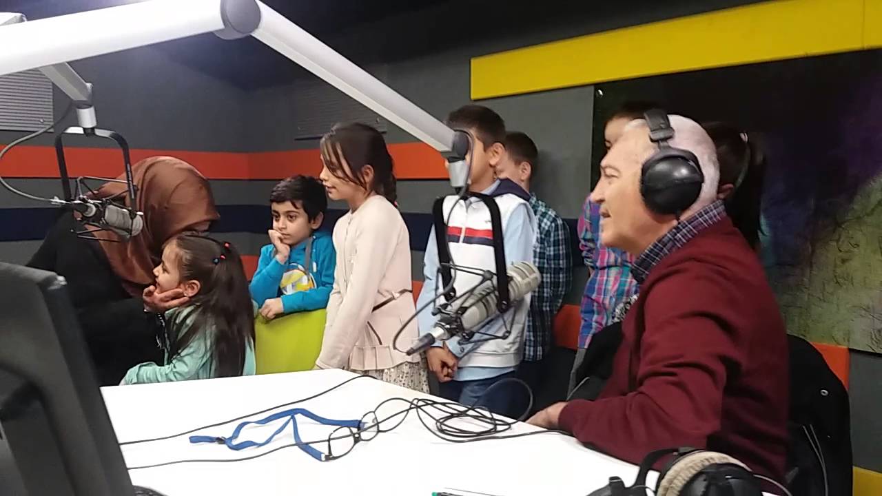 Def çalan minik kiz erkam radyo