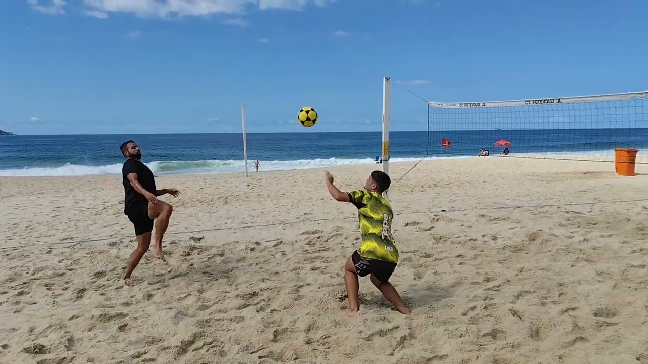 Serginho e Vitão x Lelê e Luca