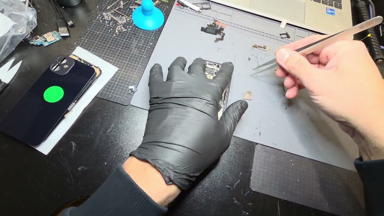Remise à neuf d'un iPhone 12 mini en très mauvais état #phonodesk
