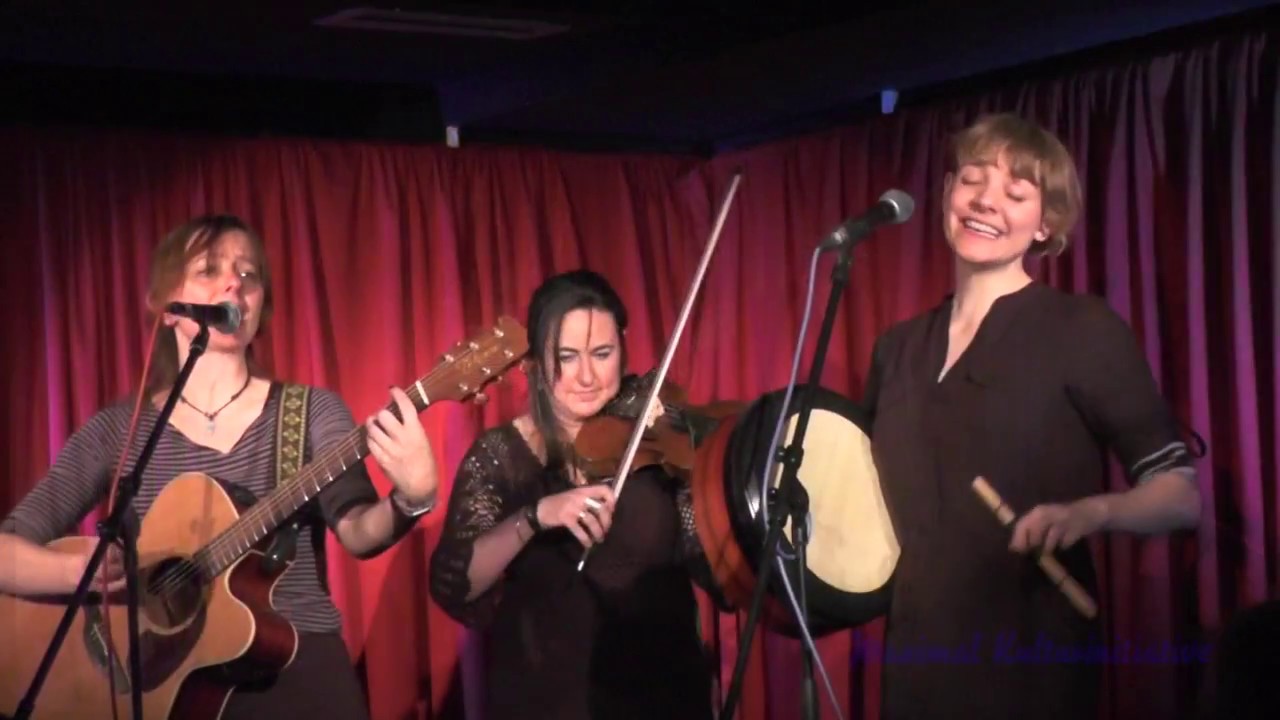 The Lasses mit "Old cook pot"; Live-Konzert; Maximal in Rodgau