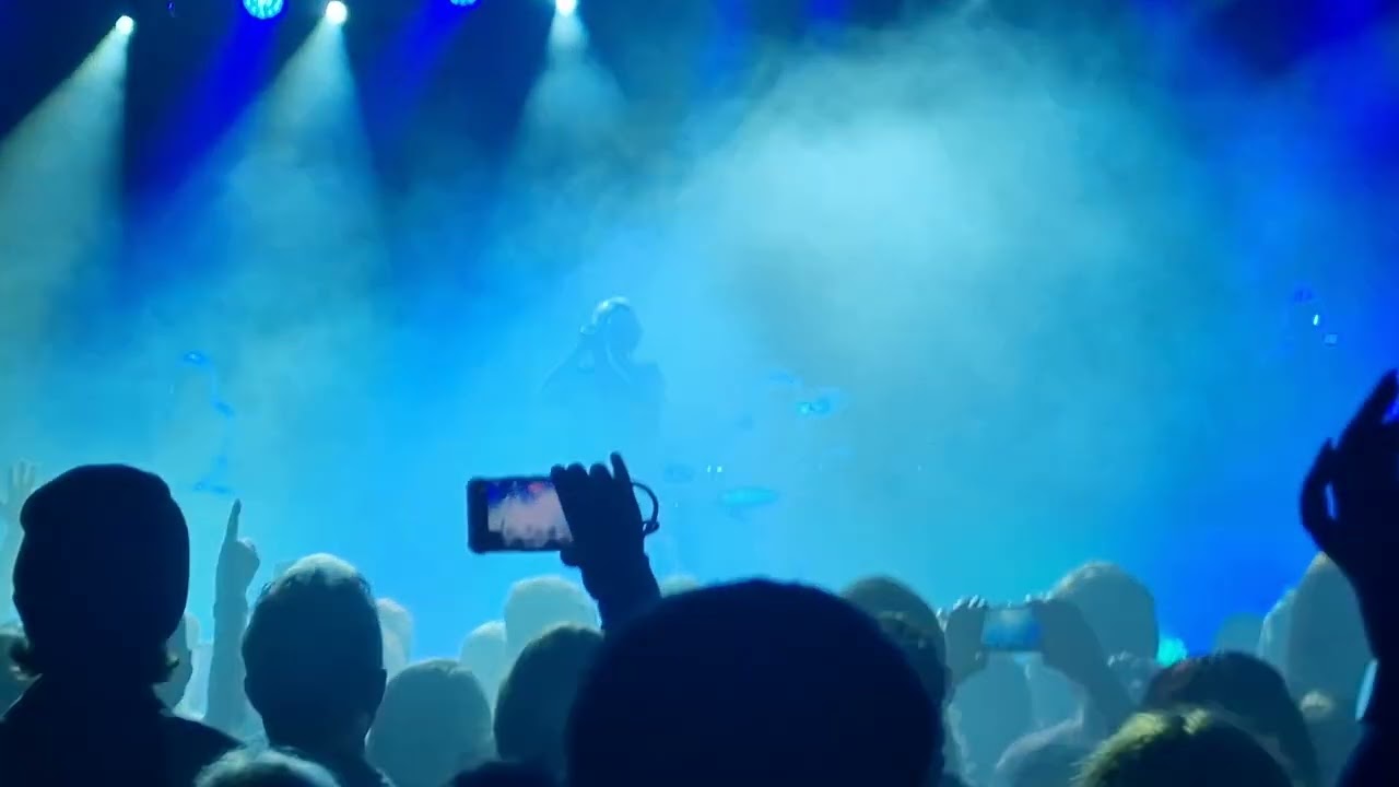 What about me  - tAKiDA  LIVE in Leipzig