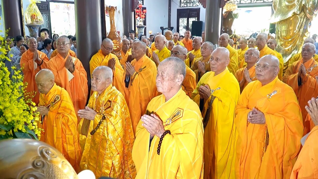 LỄ GIỖ TỔ CHÙA THIÊN MINH - HUẾ. NGÀY MÙNG 08 THÁNG 5 NĂM QUÝ MÃO