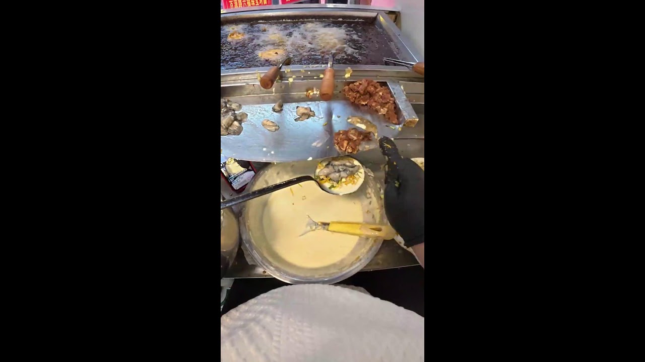 Delicious food live