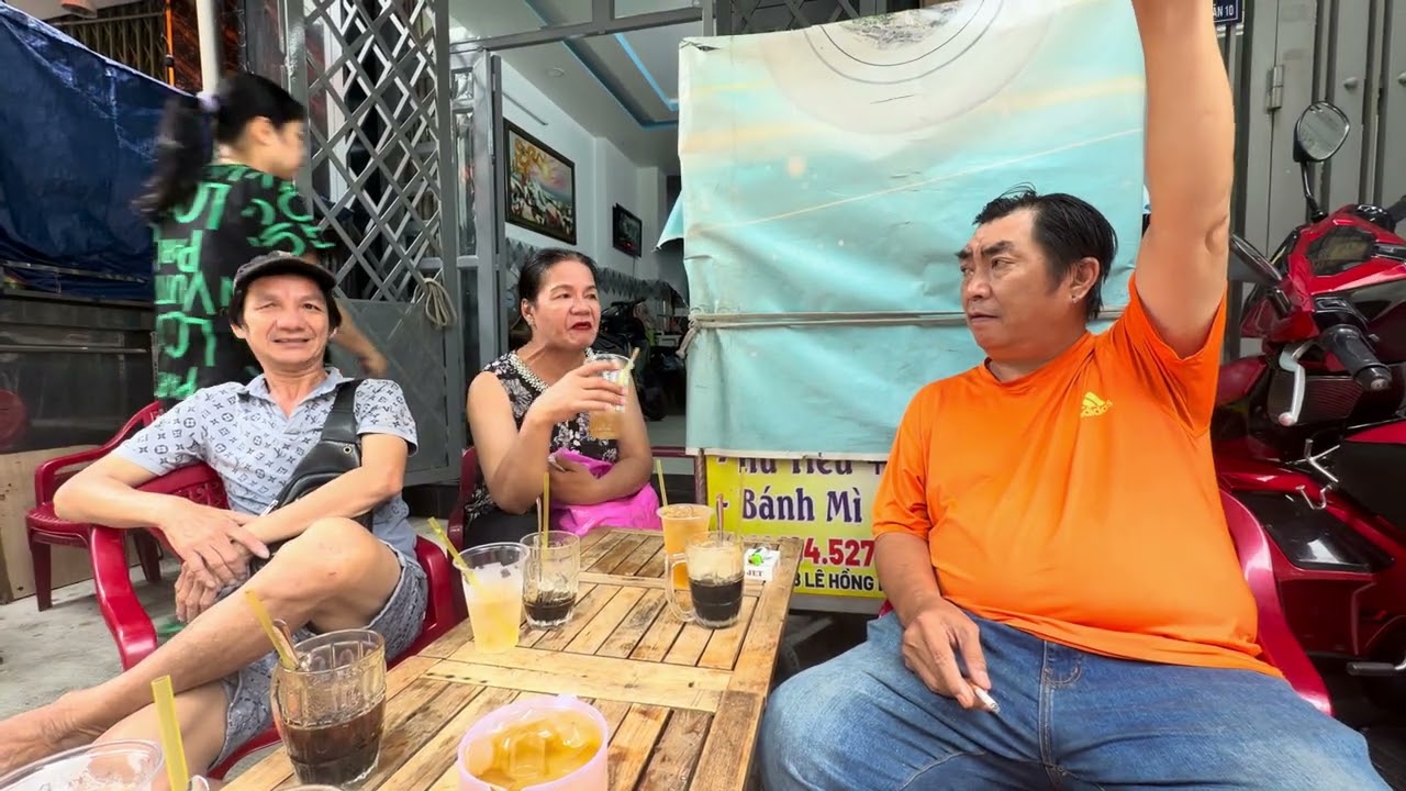 Sáng sớm Tuấn anh báo tin vui cho chị em nghe kia kkkk