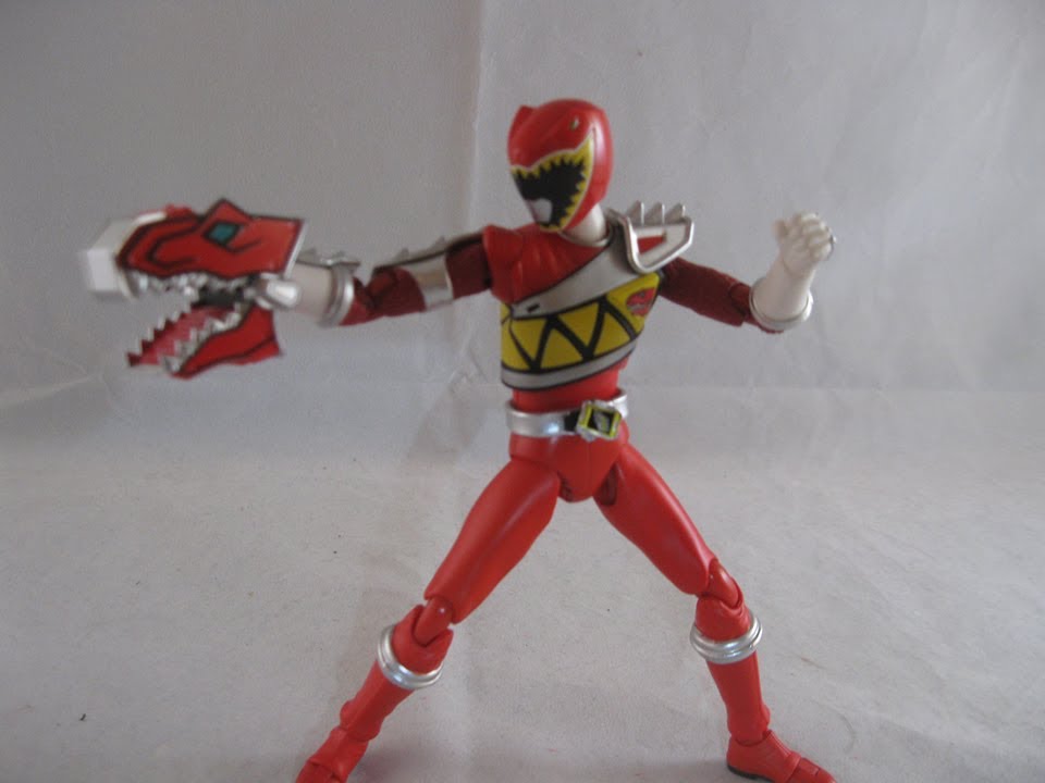 S.H.Figuarts Kyoryu Red Review