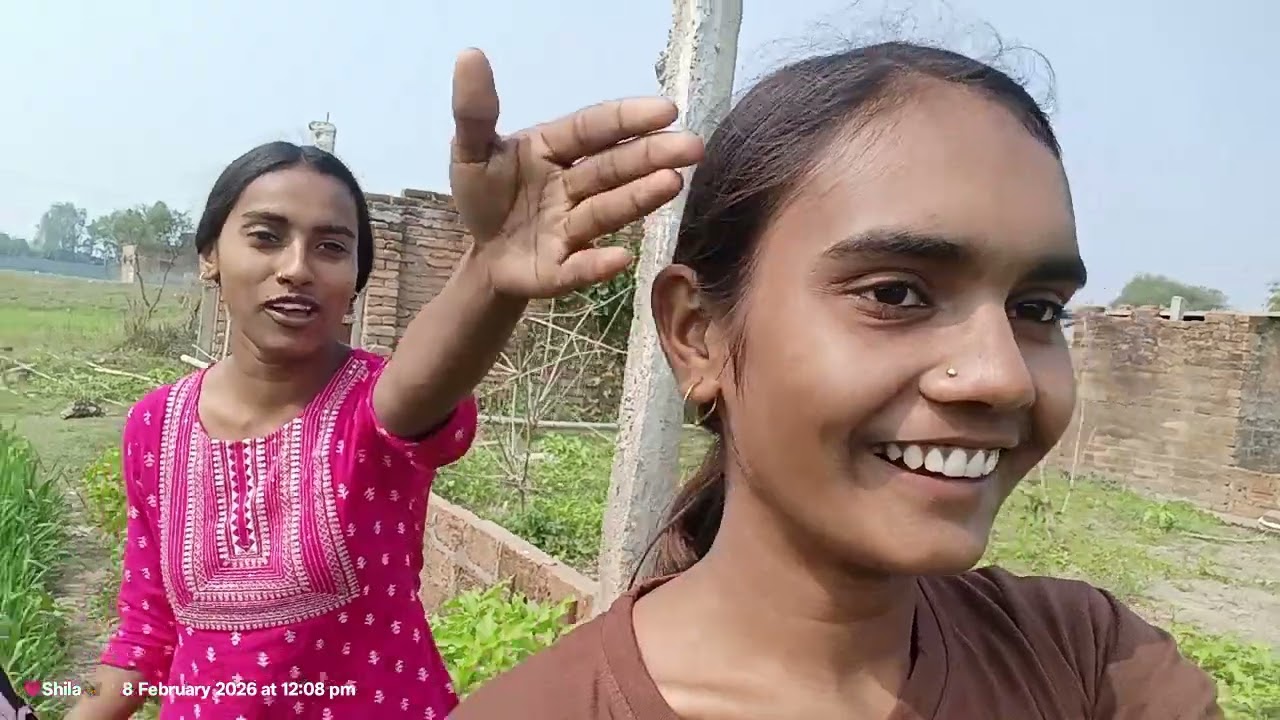 Matha chole gechhe 😃 SHILA MANDAL 💙#shilamandal #minivlog #villagelife #8thfebruary #shila #funny 