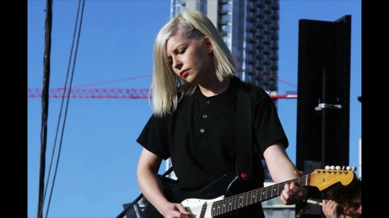 Alvvays - Underneath Us (Japanese edition bonus track)